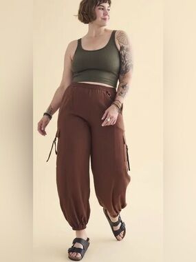 Earthbound Trading Brown Linen Buckle Cargo Pants